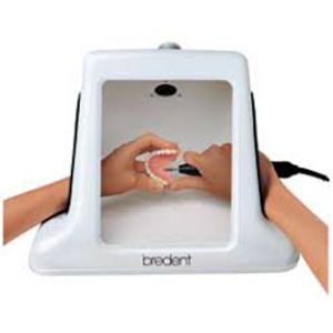 Beskyttelsesboks med udtag til sug